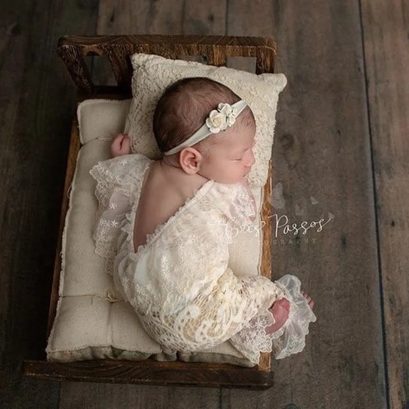 Lace Bell Bottom Onesie 1 Set  - Baby Clothing Country ulasan dan harga